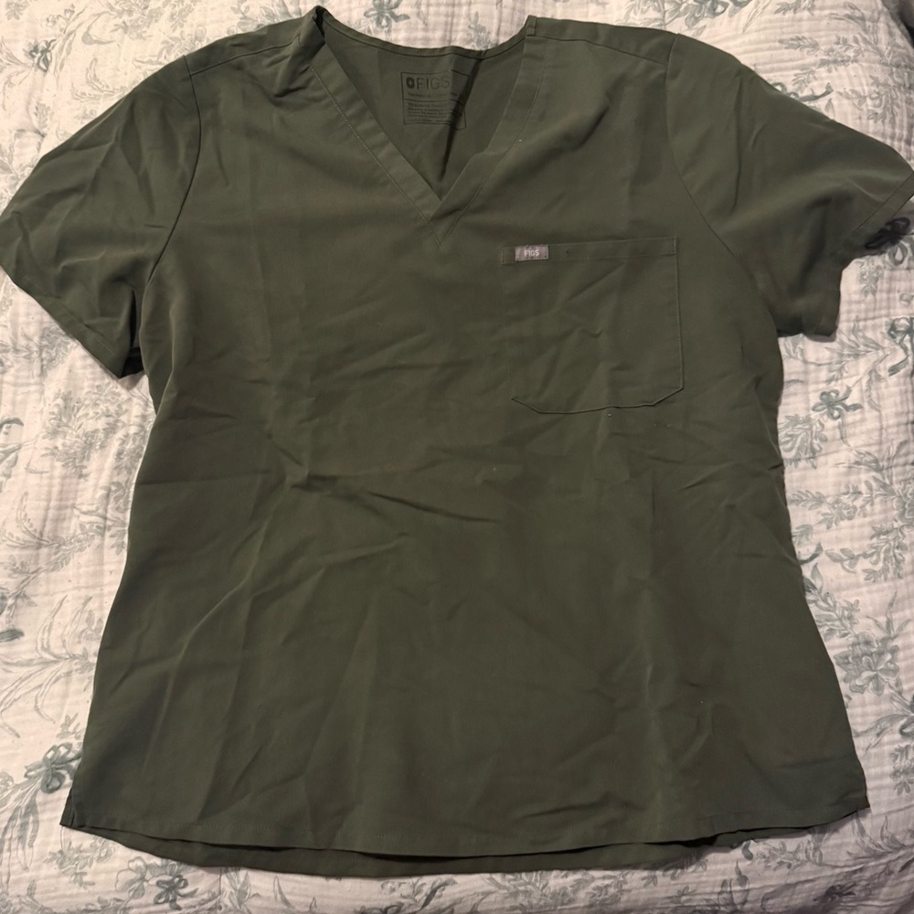 Moss Catarina™ - One-Pocket Scrub Top